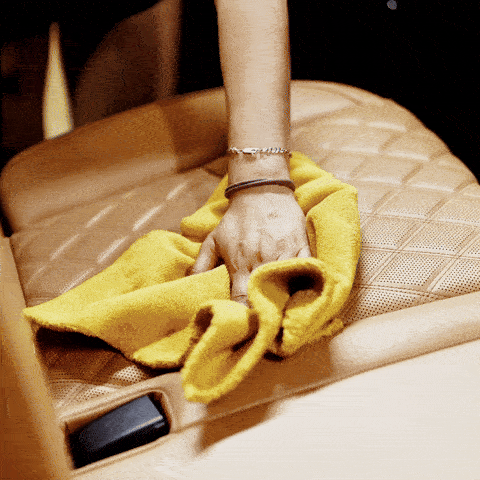 Skórzana Tarcza - Doskonały Wosk do Skóry w samochodzie