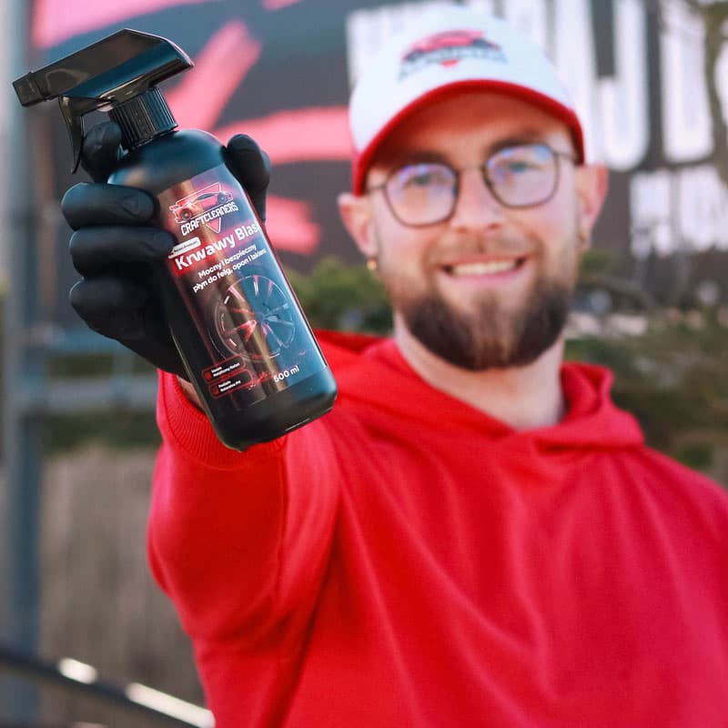 KRWAWY BLASK - MOCNY PŁYN DO MYCIA FELG I OPON